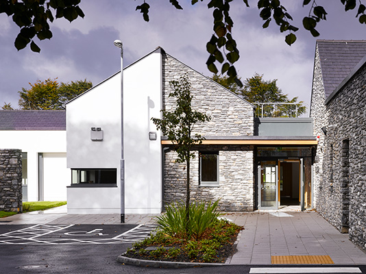 Exterior view Healthcare Architecture by OCMA